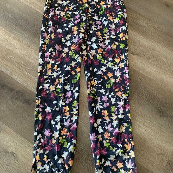 Equipment Florence Silk Trouser - Picture 2 of 9